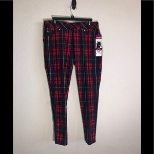 Nygård Luxe Plaid Leggings